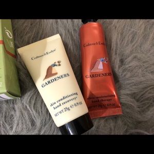 Crabtree&Evelyn Other - đź’•3/$25 Crabtree&Evelyn 60s fix for hands Crabtree&Evelyn Other - đź’•3/$25 Crabtree&Evelyn 60s fix for hands